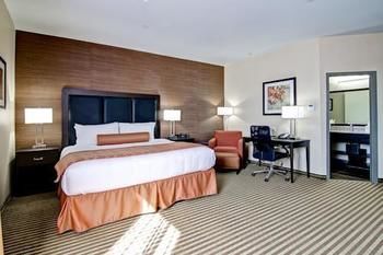 Best Western Plus Fergus Hotel