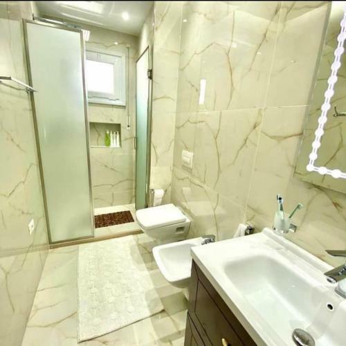 Wes Luxury Apartment