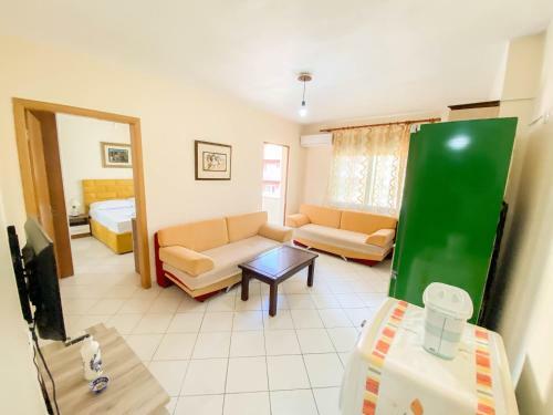 Comfortable Golem Beach Apartment