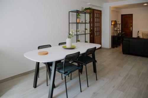 Quarto Privado Em Cascais, H� 5 Minutos Da Praia