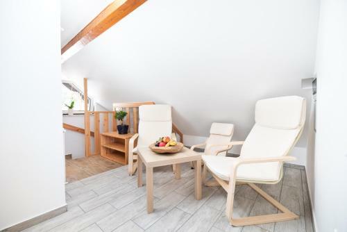 Apartma Pristov