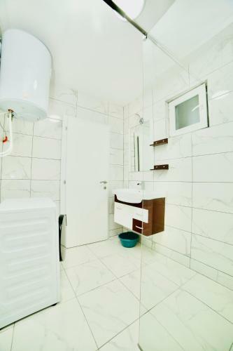 Apartamento Sh�ne M�belierte Wohnung An Zentraler Lage