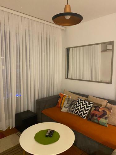 Lovely 1 Bedroom Apartment With Free Parking