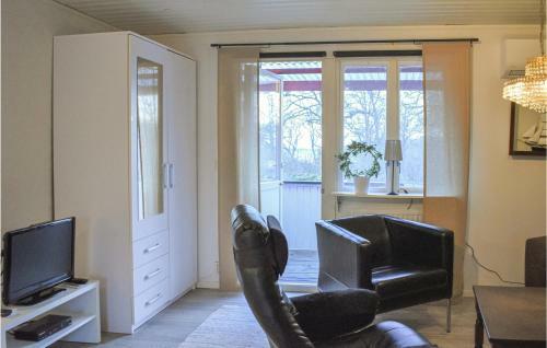 Beautiful Home In Br�kne Hoby With 2 Bedrooms