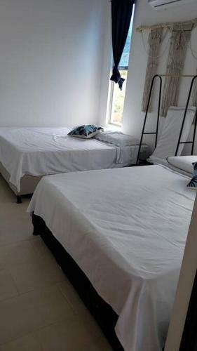 Cielo Azul Caba�a Con Bbq, Piscina Y Jacuzzi Privado