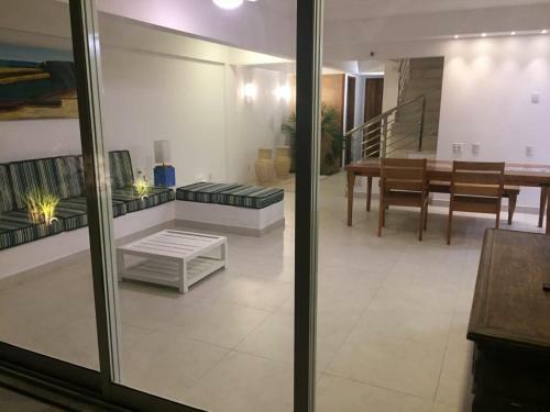 Bela Casa Em Gerib� � 300m Da Praia