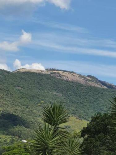 Casa Aconchegante Com Vista Para Pedra Grande