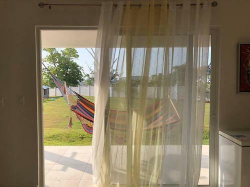 !relajante Casa de Playa Cerca de La Ciudad!