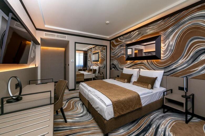 Hotel �bester