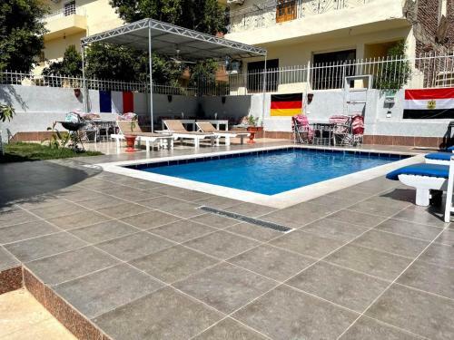 Hostal Oasis Guest House