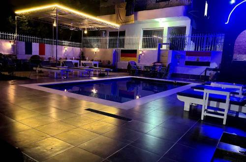 Hostal Oasis Guest House