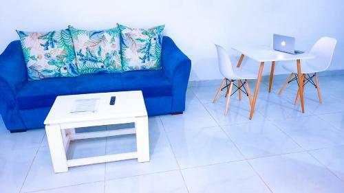 Apartamento Furnished Bedsitter To Let