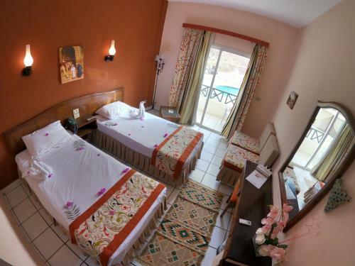 Trs Fantazia Neama Bay Hotel