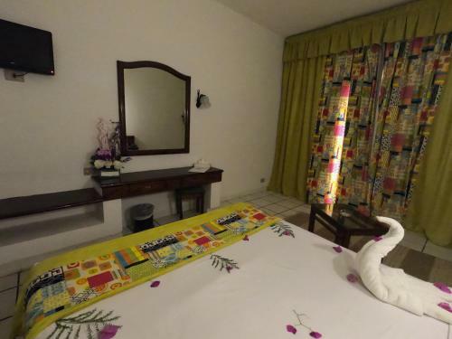 Trs Fantazia Neama Bay Hotel