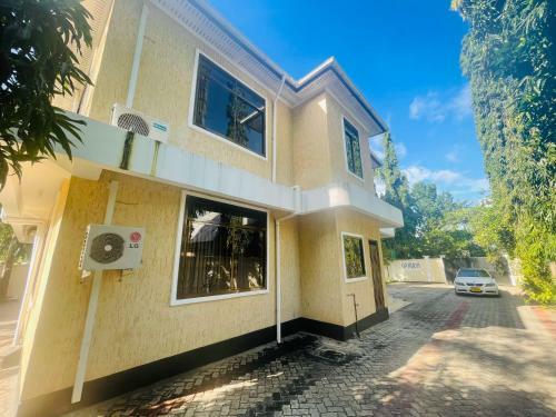 Om Apartment