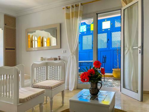 Hostal Dar Colibri - Maison D'h�tes � K�libia