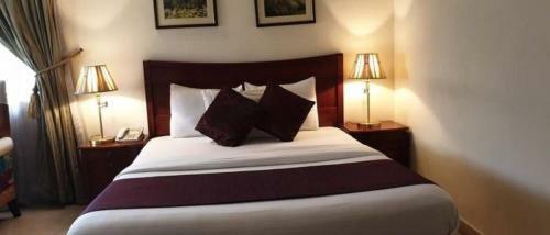 Carlson Hotel