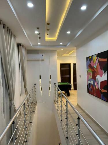 5 Bedroom Fully Detached Serviced Apartment