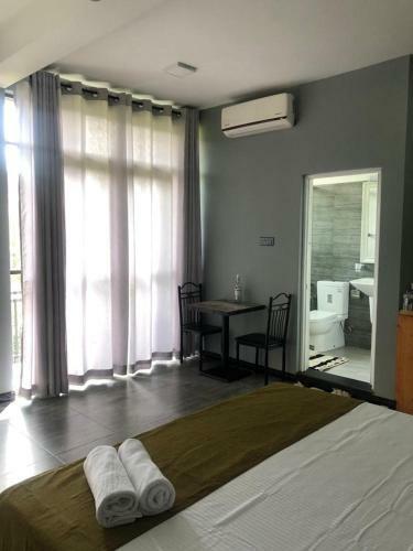 Hotel Rivulet Resort Kandy