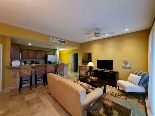 Paraiso Del Mar Resort Pdm D401 By Casago