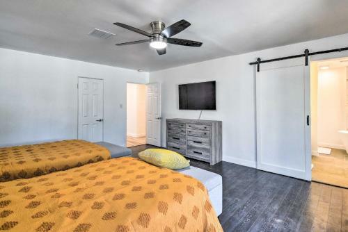 Sleek Phoenix Getaway With Private Pool And Yard!