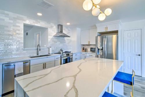 Sleek Phoenix Getaway With Private Pool And Yard!