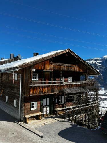 Berghaus Wiesegg - Uriges Tiroler Bauernhaus