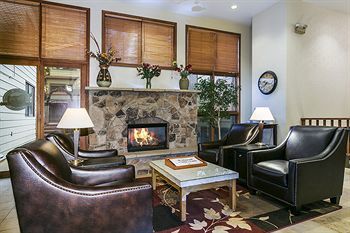 Mountain House Lodge