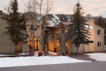 Mountain House Lodge