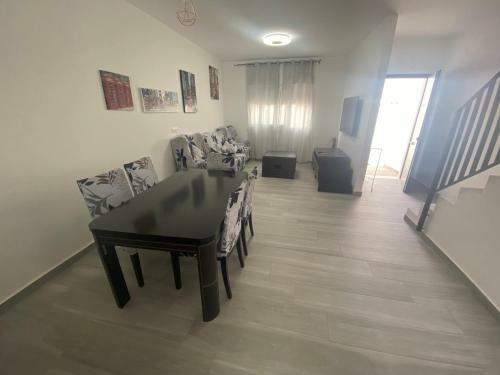 Mora House