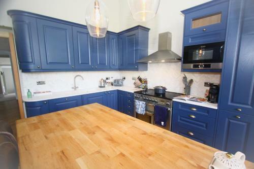 Apartamento New! A Rare Georgian Crescent Residence