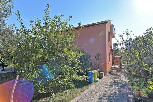 Apartments With A Parking Space Galizana, Fazana - 19608