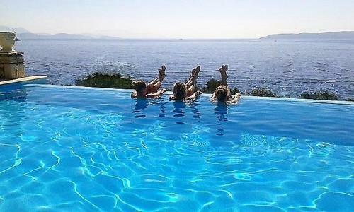 Beachfront Villa Eva