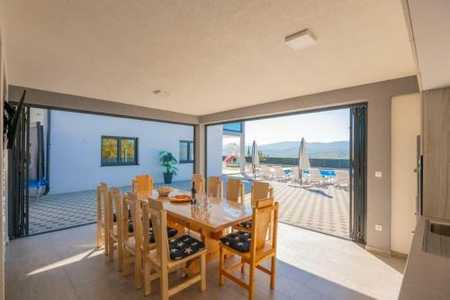 Villa Blue Lake