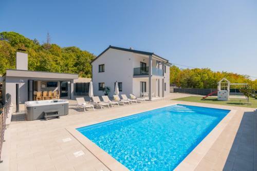 Villa Blue Lake