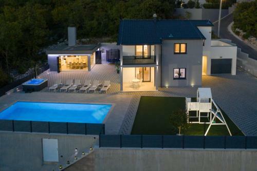 Villa Blue Lake