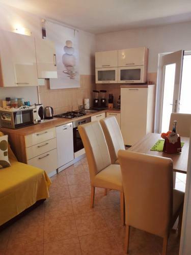 Apartman Ema