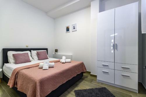 Modern Apartment On The Beach - Mala Lamjana