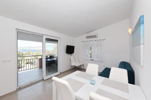 Apartments Bobo