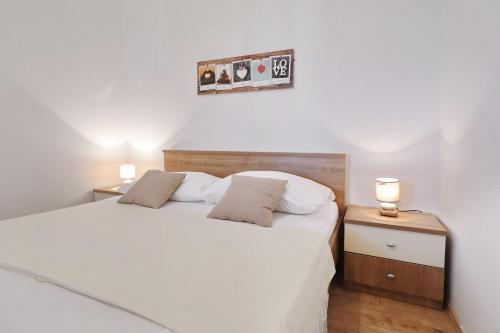 Apartments Bobo