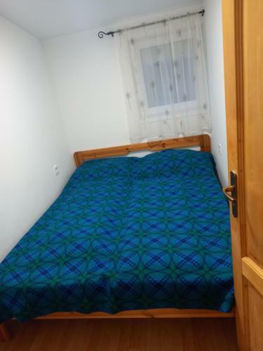 ?zike Vend�gh�z