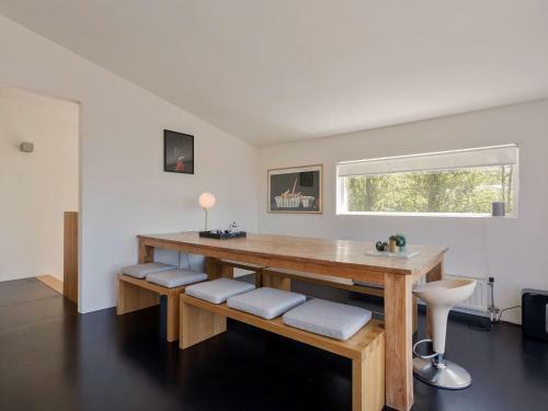 Spacious Holiday Home In Kamperland With Garden