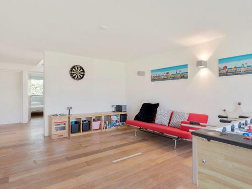 Spacious Holiday Home In Kamperland With Garden