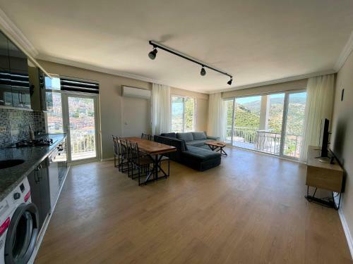 Fascinating Villa With Jacuzzi And Balcony In Fethiye