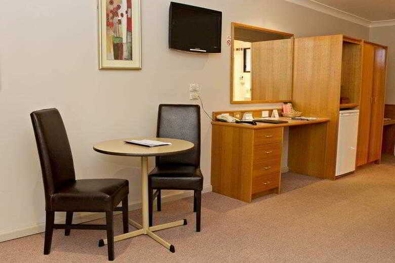 Best Western Hilltops Retreat Motor Inn