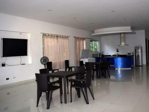 Casa Quinta de Descanso Girardot Hlc Villa Leonor