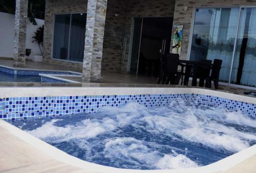 Casa Quinta de Descanso Girardot Hlc Villa Leonor