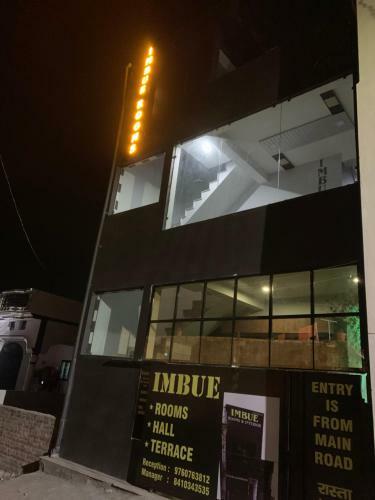 Hostal Imbue Stays