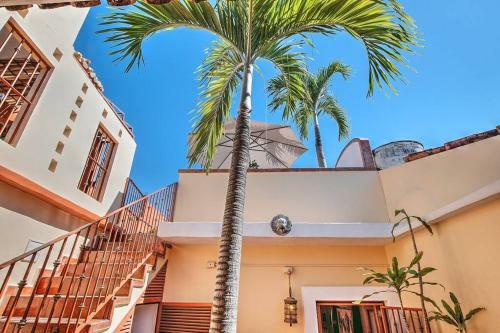 Hacienda Tropical