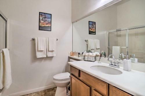 Bright Indio Escape With Private Pool And Spa!